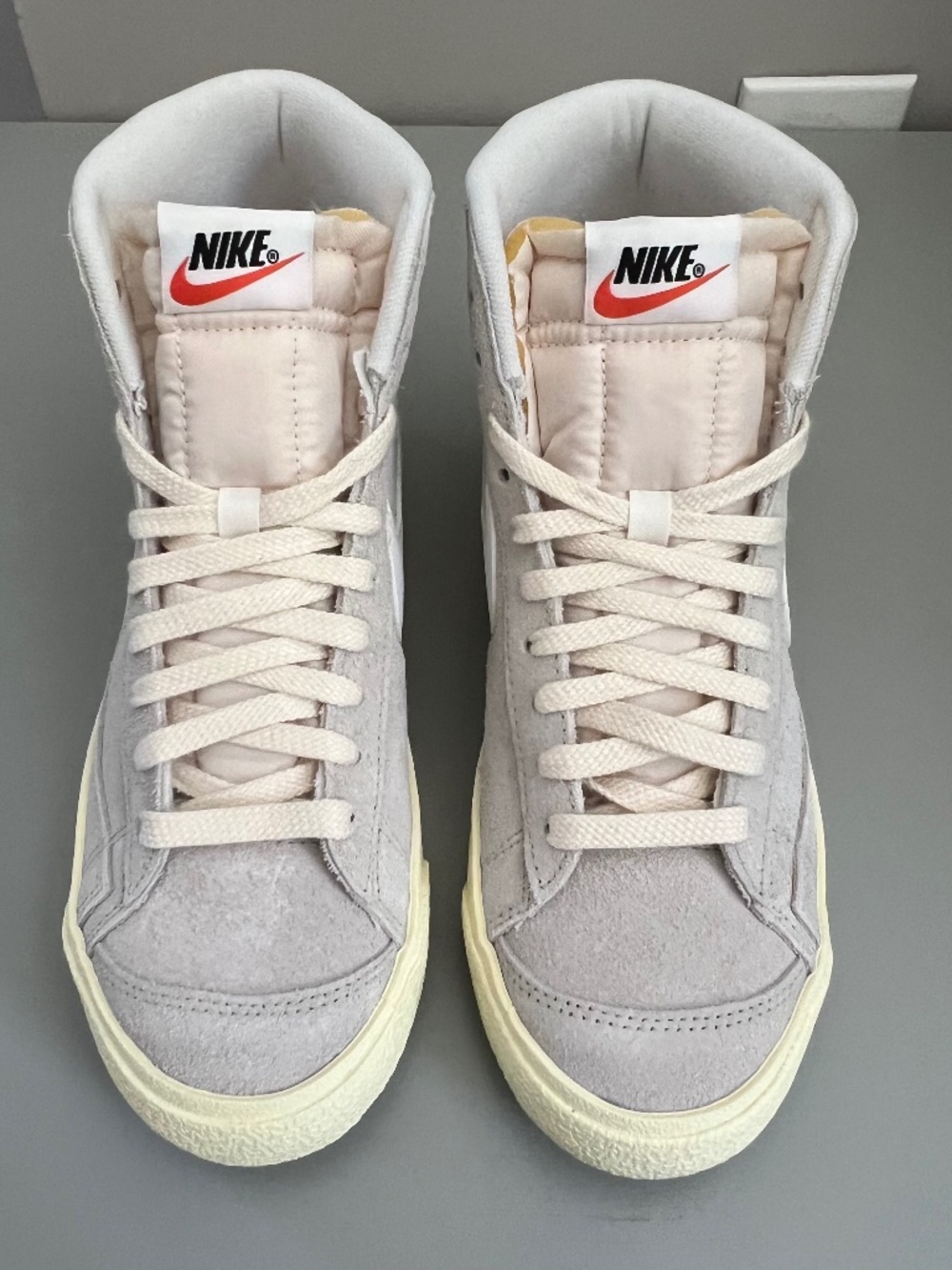 NIB Nike Blazer Mid 77 Vintage in Light bone/Sail/Alabaster suede wonen size 7.5